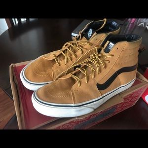Vans Hiker Suede Tan